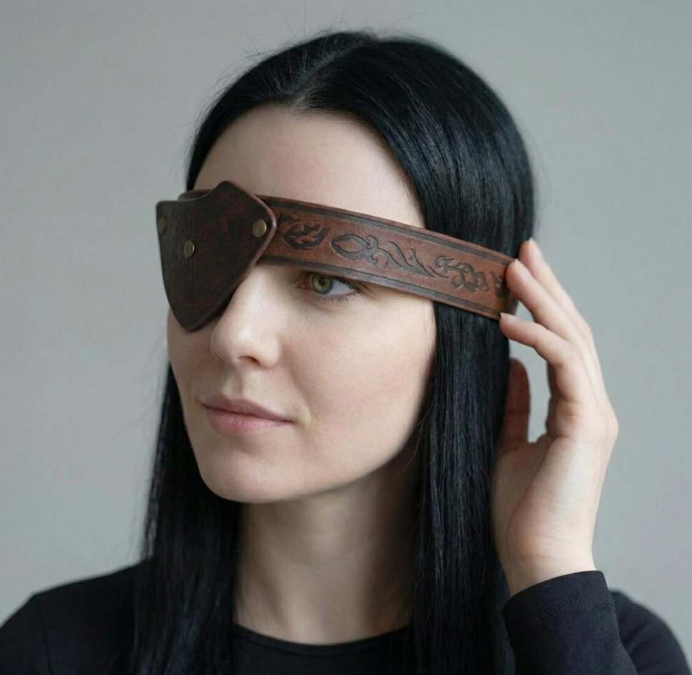 Brown Leather Compass Embossed Eyepatch 195