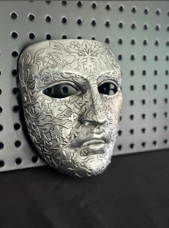 Silver Full-Face Regal Mask – Medieval Royal Accessory 197