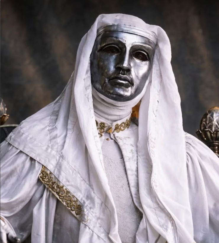 Silver Full-Face Regal Mask – Medieval Royal Accessory 197