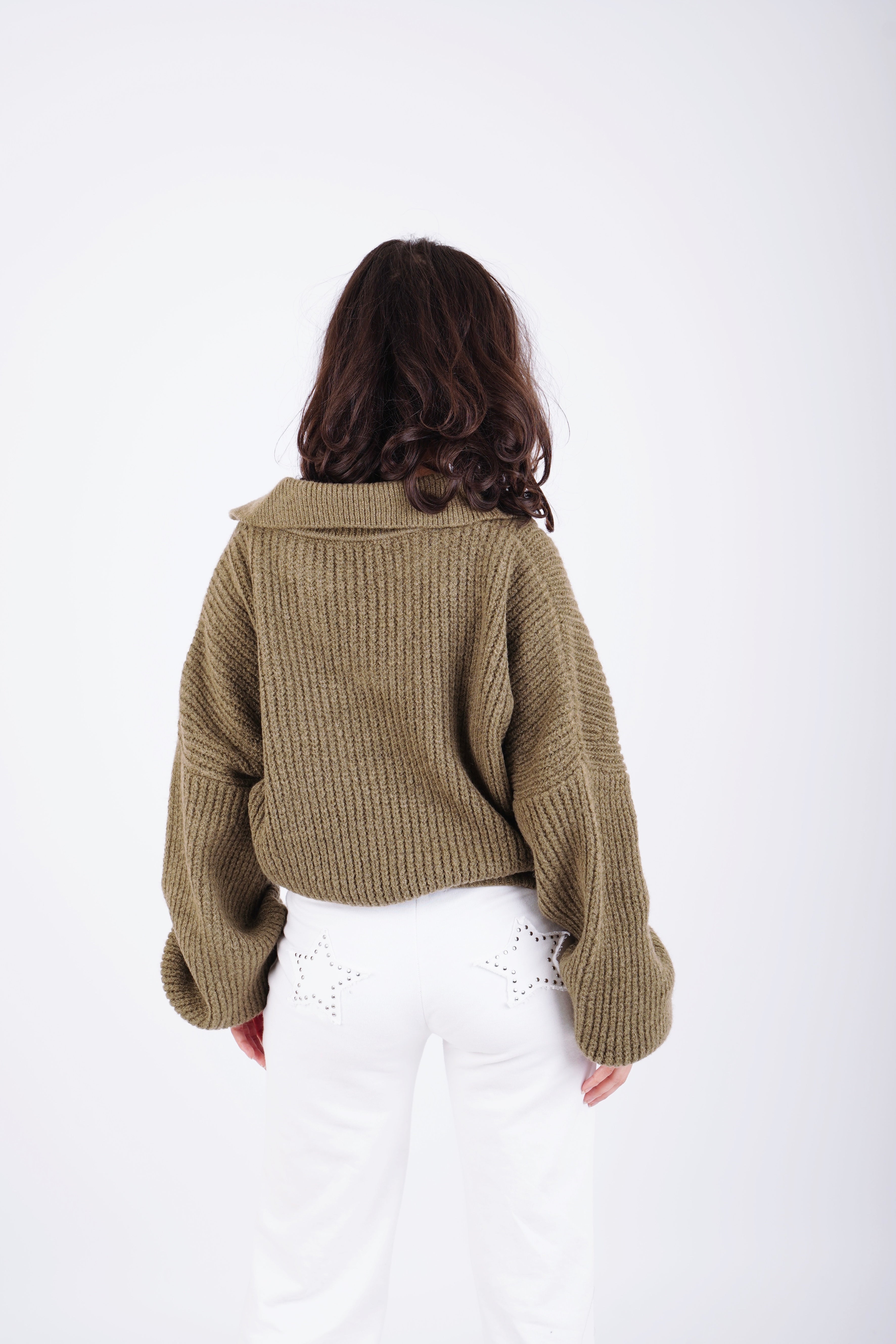 FLUFFY COLLAR KNIT - OLIVE