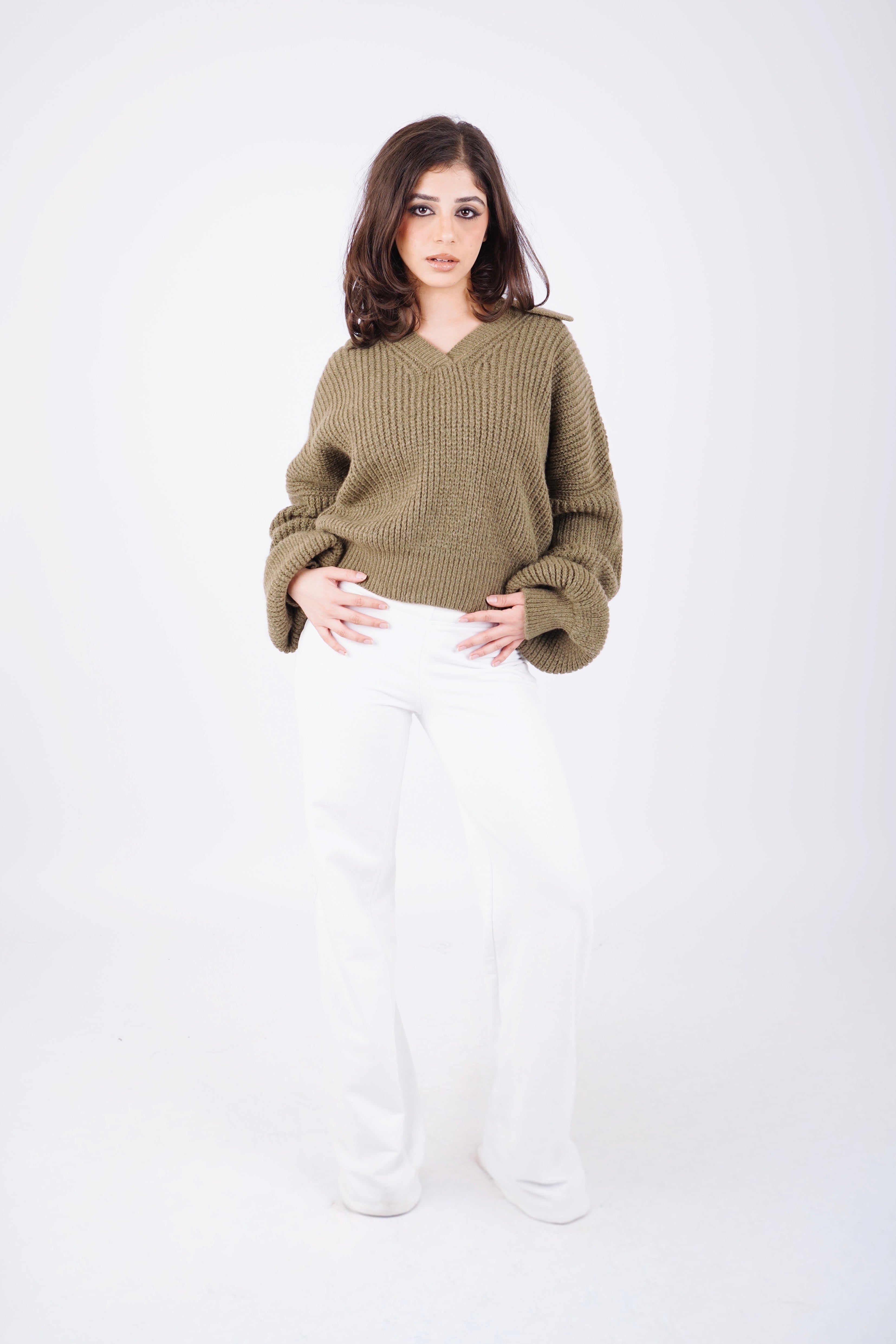 FLUFFY COLLAR KNIT - OLIVE