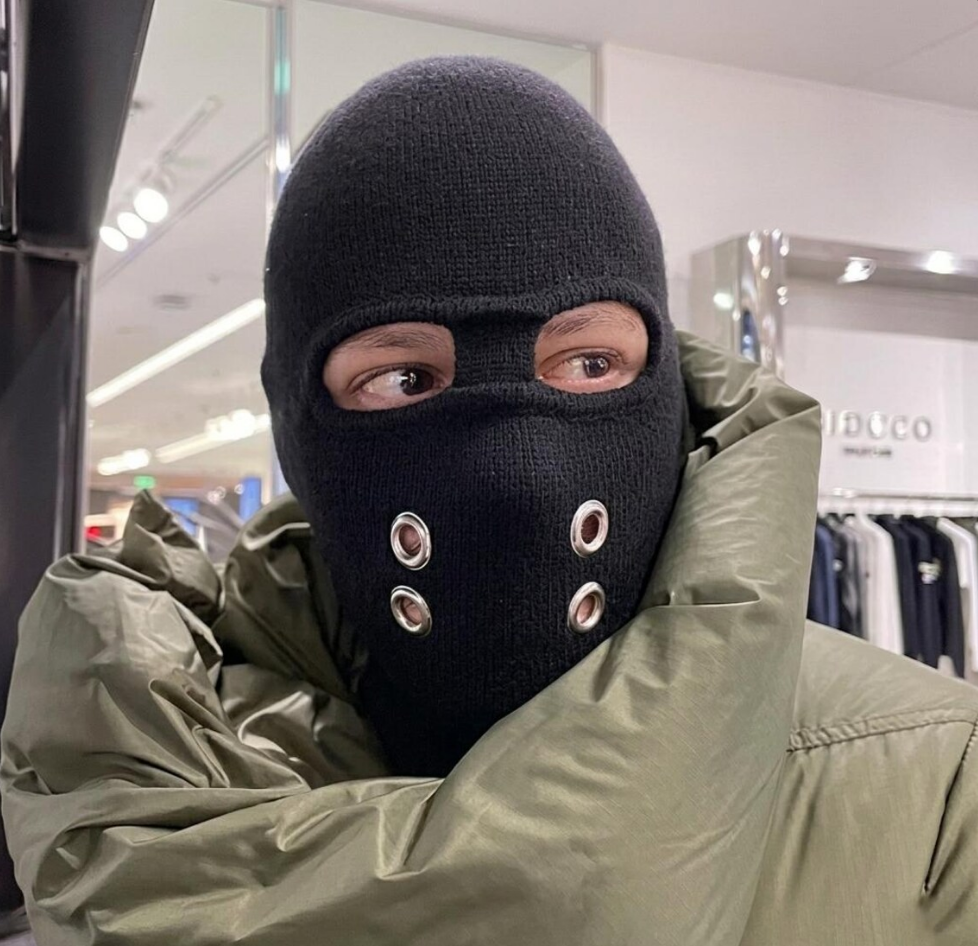 Black Knit Eye-Opening Balaclava 214