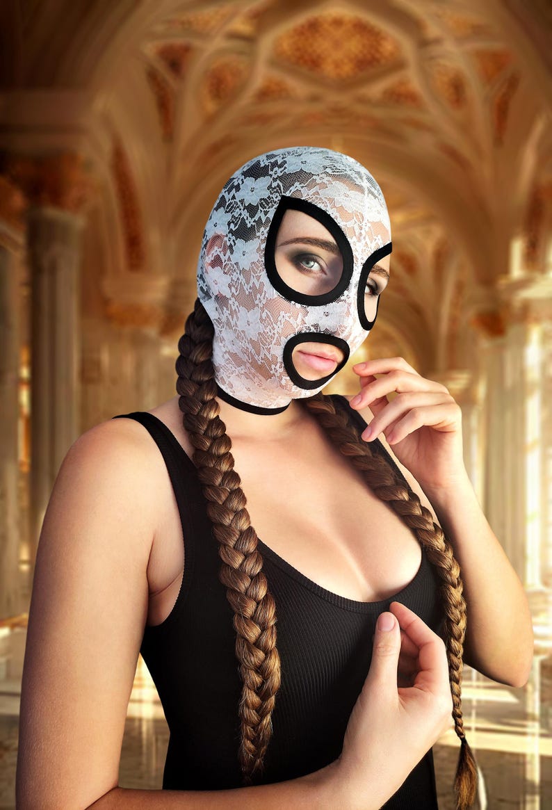 Handmade white lace mask 32
