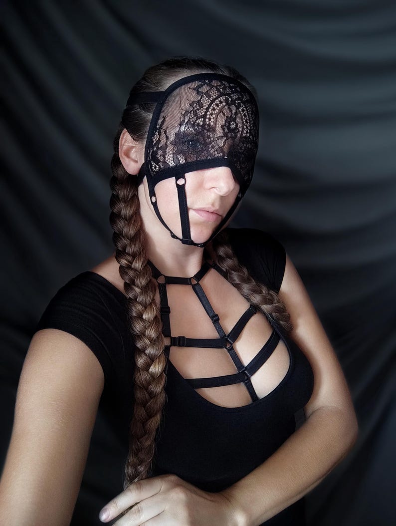 Handmade black half-face mask with straps 66