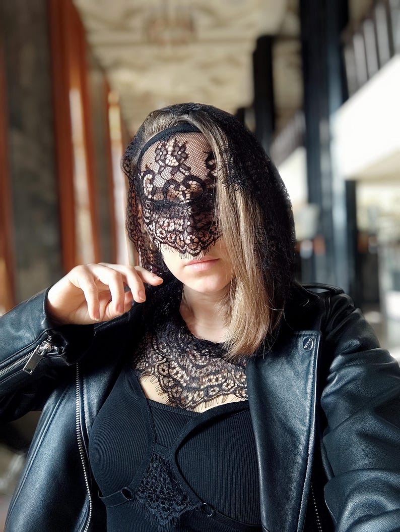 Handmade black half face lace mask 46