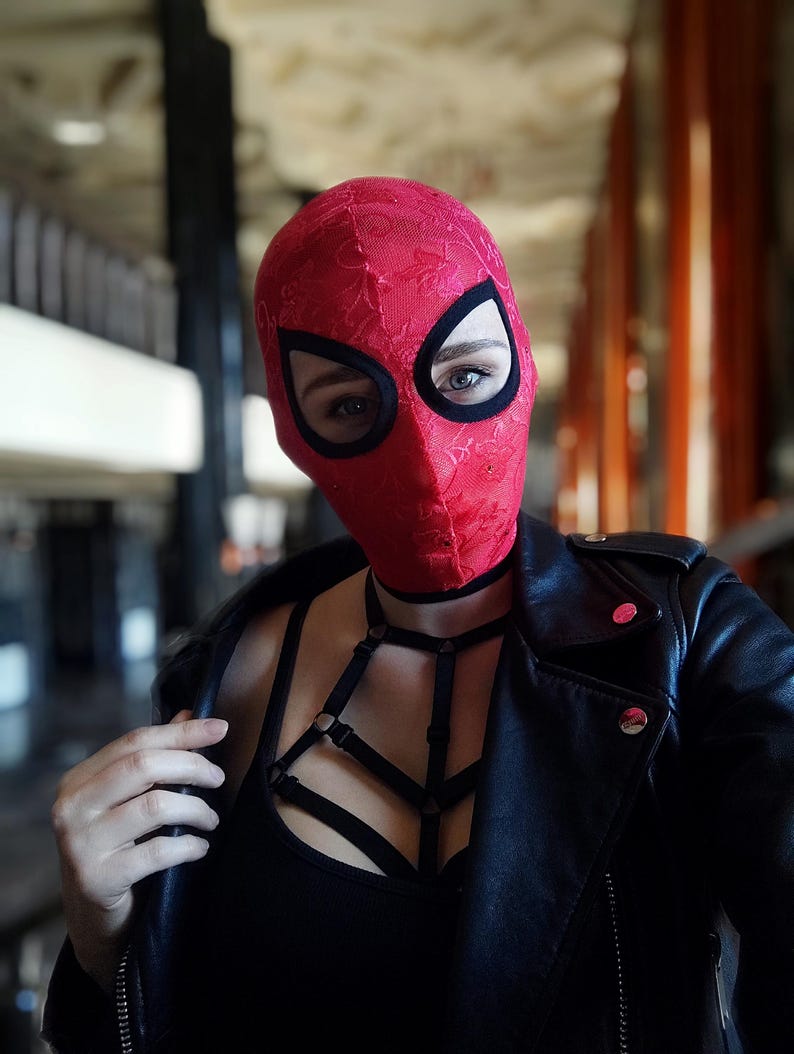Handmade lace bandage mask