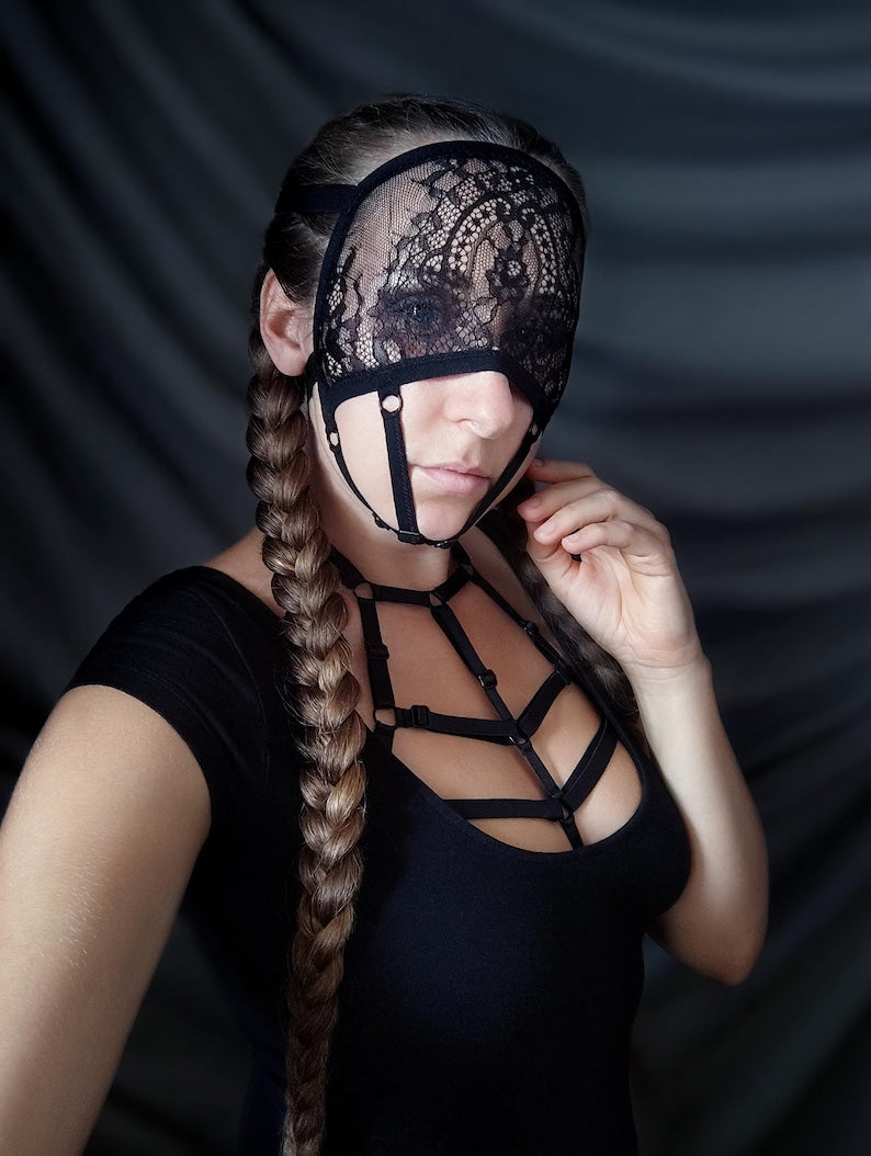Handmade black half-face mask with straps 66