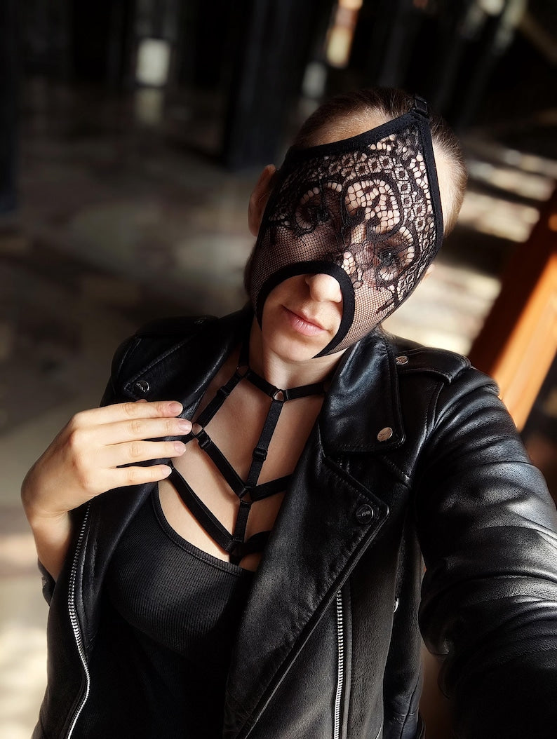 Black Lace Facial Mask - Stylish Floral Lace Accessory