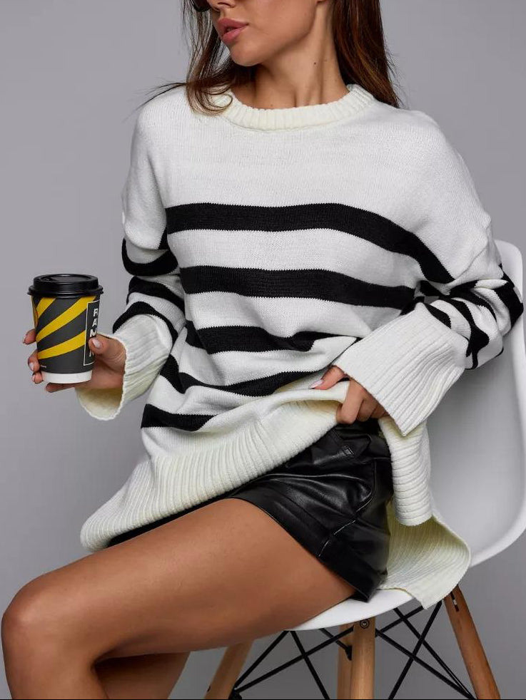 WOMEN'S LOOSE ROUND NECK STRIPED KNIT SWEATER